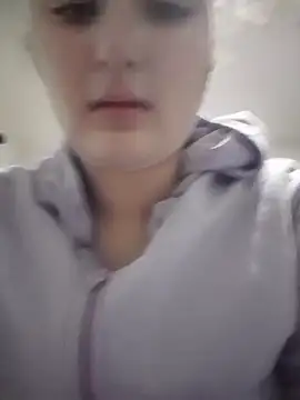 zoe moon   online show from 29, 3, 2026