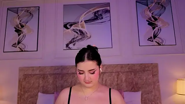 zoe moon   online show from 9, 6, 2026
