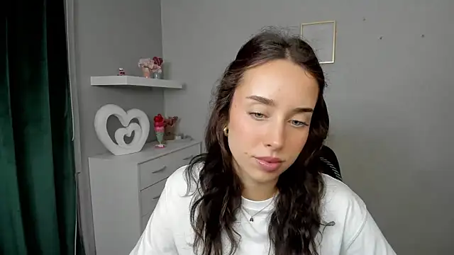 Snapshot of AdeleSolo chatting on 15, 5, 2026 AdeleSolo online show from 15, 5, 2026