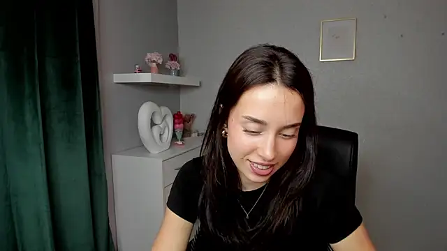 Snapshot of AdeleSolo chatting on 26, 5, 2026 AdeleSolo online show from 26, 5, 2026