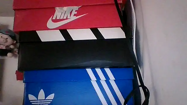 pocahontas hotty online show from 28, 4, 2026