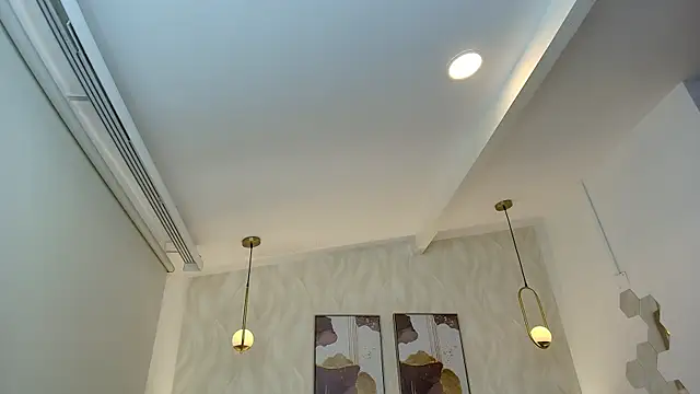 BellaMillers online show from 22, 4, 2026