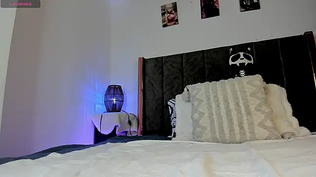 Helldy 666 online show from 4, 6, 2026