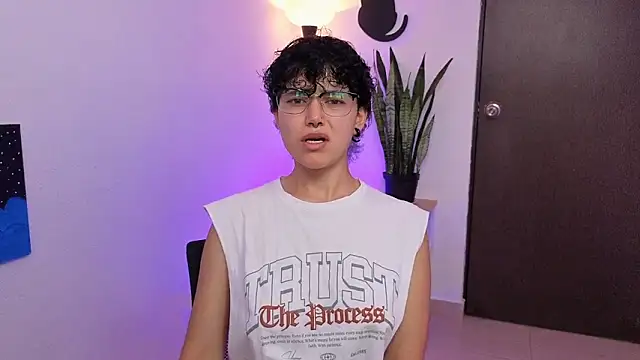 Snapshot of jeroharper_ chatting on 15, 4, 2026 jeroharper online show from 15, 4, 2026