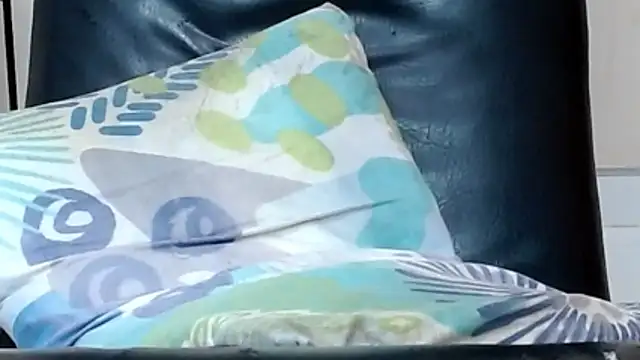 skinnysexy18 online show from 19, 4, 2026