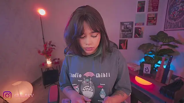 violette clerk1  online show from 26, 4, 2026