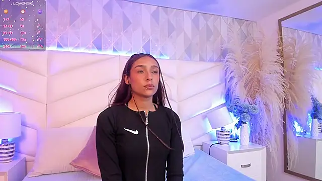 Bella  Peach online show from 14, 3, 2026