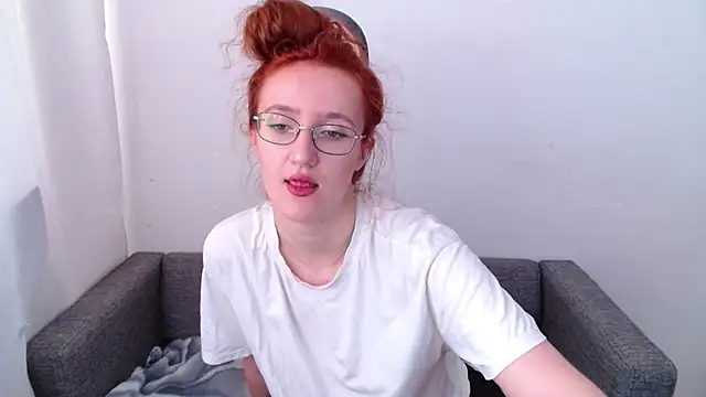 Snapshot of miay_here_ chatting on 11, 6, 2026 miay here online show from 11, 6, 2026