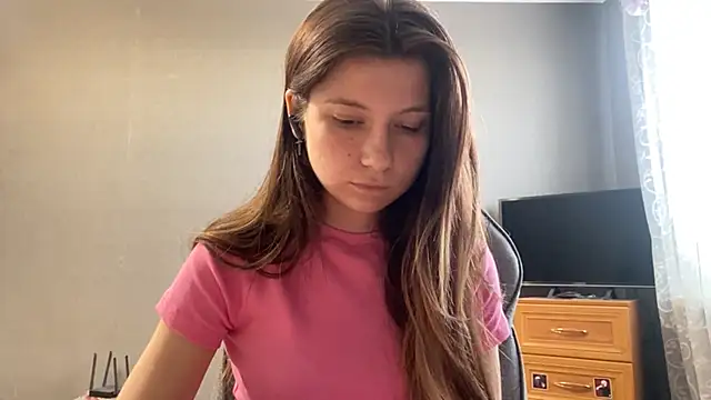 LunnaBliss online show from 25, 4, 2026