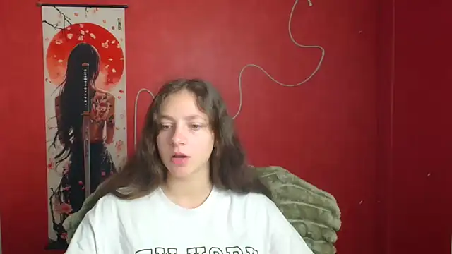 KissMeJulia online show from 18, 5, 2026