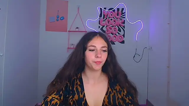 Snapshot of KissMeJulia chatting on 14, 7, 2026 KissMeJulia online show from 14, 7, 2026