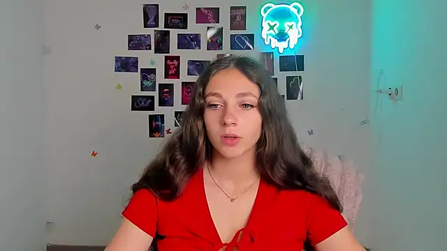 Snapshot of KissMeJulia chatting on 21, 7, 2026 KissMeJulia online show from 21, 7, 2026