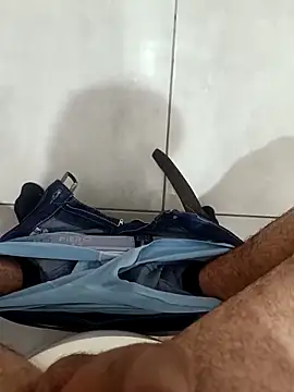 afindeprazer online show from 19, 4, 2026