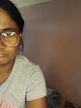 indianstrawberrylips4u online show from 28, 6, 2026