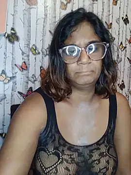 indianstrawberrylips4u online show from 30, 6, 2026