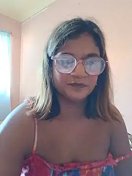 indianstrawberrylips4u online show from 20, 7, 2026