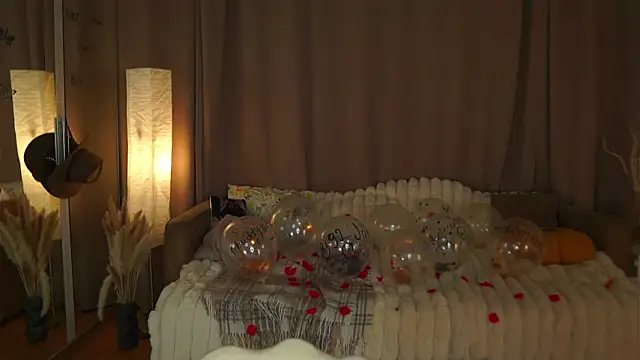 SherryBoone online show from 21, 4, 2026