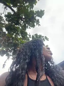 ZarahFerreira online show from 26, 4, 2026