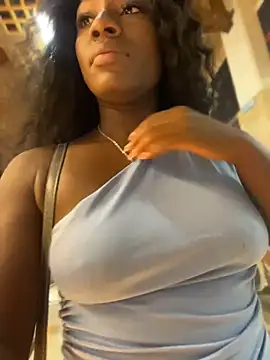 Snapshot of ZarahFerreira chatting on 12, 5, 2026 ZarahFerreira online show from 12, 5, 2026