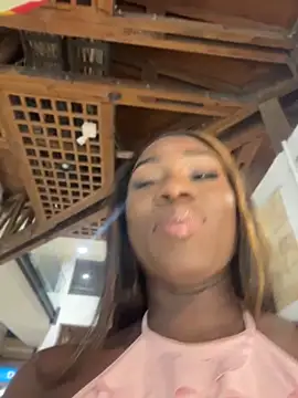 ZarahFerreira online show from 14, 6, 2026