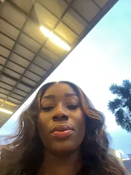 ZarahFerreira online show from 2, 7, 2026