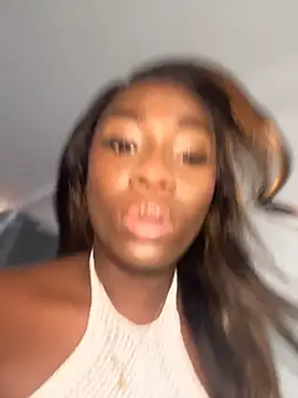 ZarahFerreira online show from 19, 7, 2026