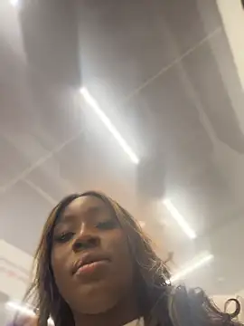 ZarahFerreira online show from 27, 7, 2026