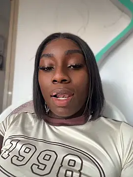 ZarahFerreira online show from 31, 7, 2026