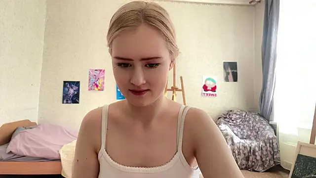 LotusHinata online show from 4, 3, 2026