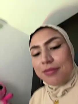 Snapshot of Darsha_Khemu chatting on 22, 7, 2026 Darsha Khemu online show from 22, 7, 2026