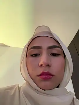 Snapshot of Darsha_Khemu chatting on 29, 7, 2026 Darsha Khemu online show from 29, 7, 2026
