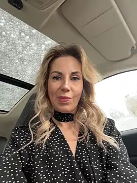 LisaMurr online show from 2, 3, 2026