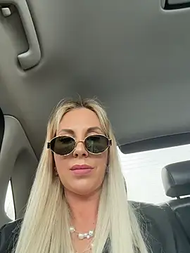 LisaMurr online show from 22, 4, 2026