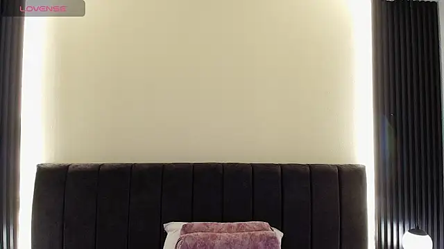 MoriahStorm online show from 21, 4, 2026