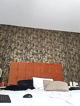 LaireeFelini online show from 3, 3, 2026