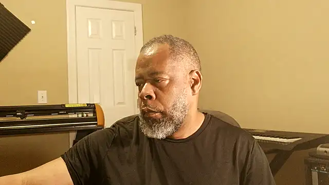 Cleozevo1961 online show from 28, 3, 2026