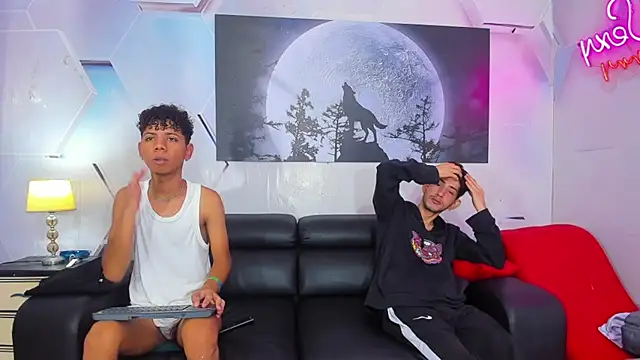 Spicy guys online show from 18, 4, 2026