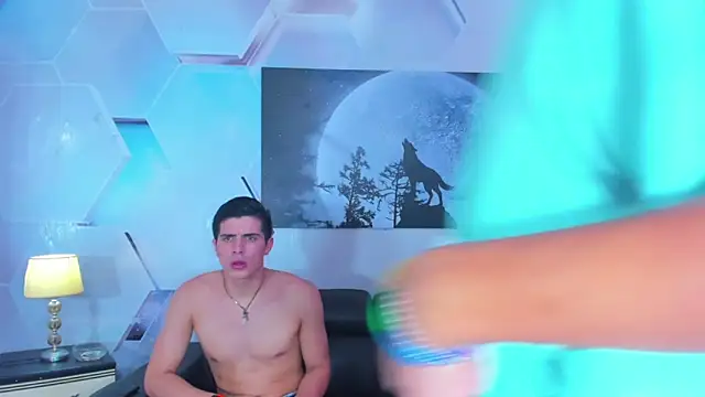 Spicy guys online show from 19, 4, 2026