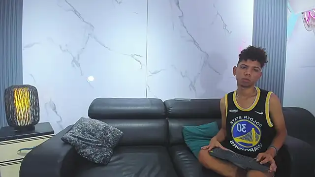 Spicy guys online show from 25, 4, 2026