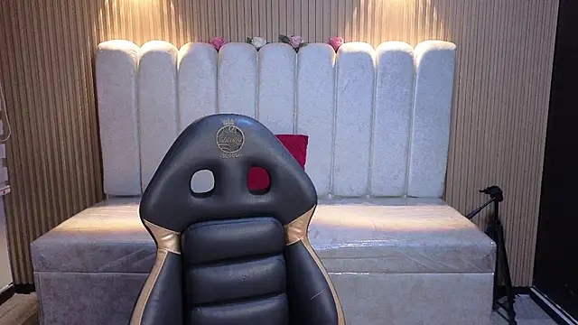 Sweett liia  online show from 12, 7, 2026