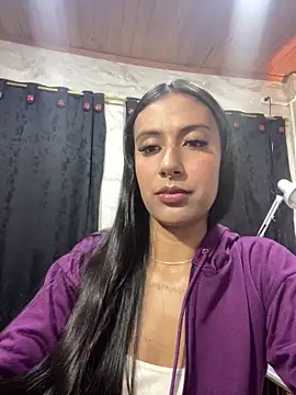 Snapshot of Tifqueen chatting on 27, 4, 2026 Tifqueen online show from 27, 4, 2026