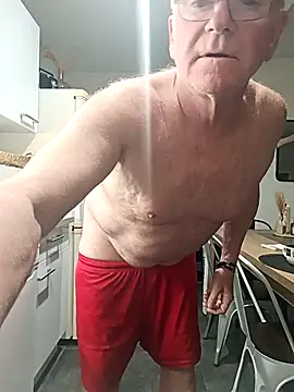 olivbisoumis online show from 4, 5, 2026