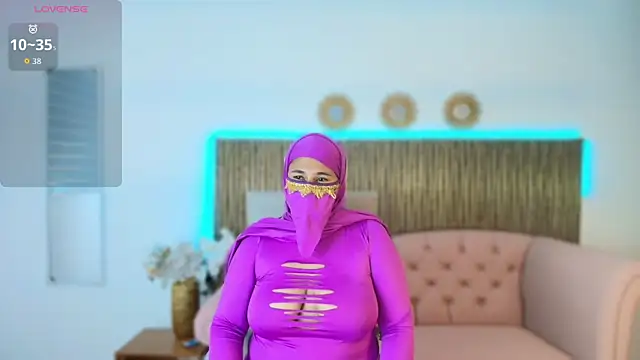 Nadia Privee online show from 24, 2, 2026