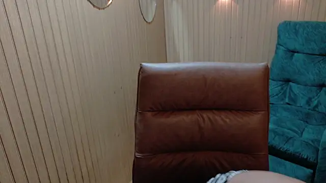 Alessia Monroe  online show from 20, 2, 2026