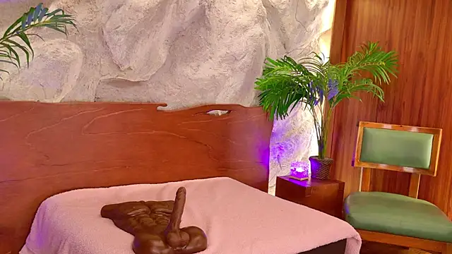 Rolyloren  online show from 13, 3, 2026