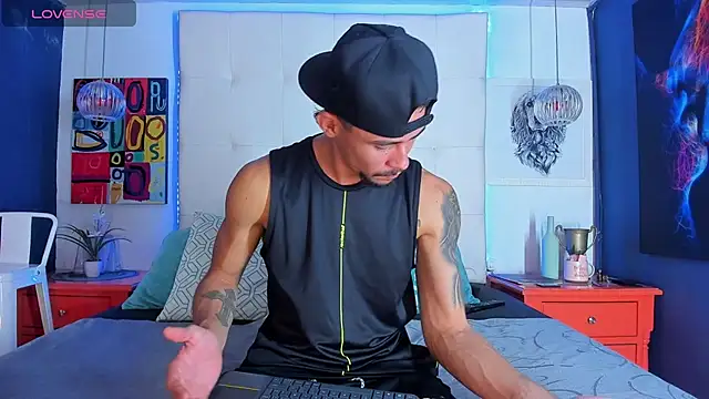 SharonTygaX online show from 21, 7, 2026