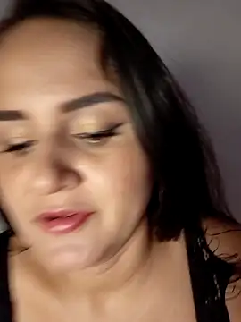 yissela92 online show from 29, 4, 2026