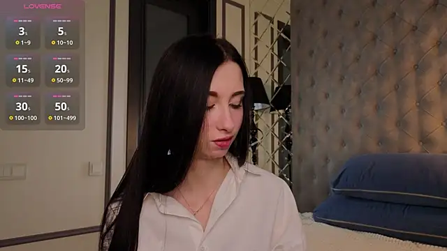 Snapshot of MiguelinaRasmuson chatting on 24, 5, 2026 MiguelinaRasmuson online show from 24, 5, 2026