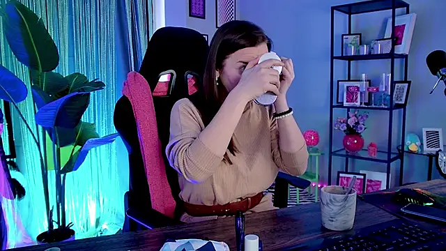 Golden Dragon online show from 24, 4, 2026