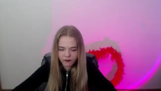 FoxiLana online show from 3, 3, 2026